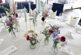 Tisch- und Raumdekorationen